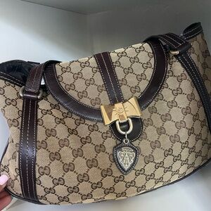 ❌SOLD❌Gucci Duchessa tote